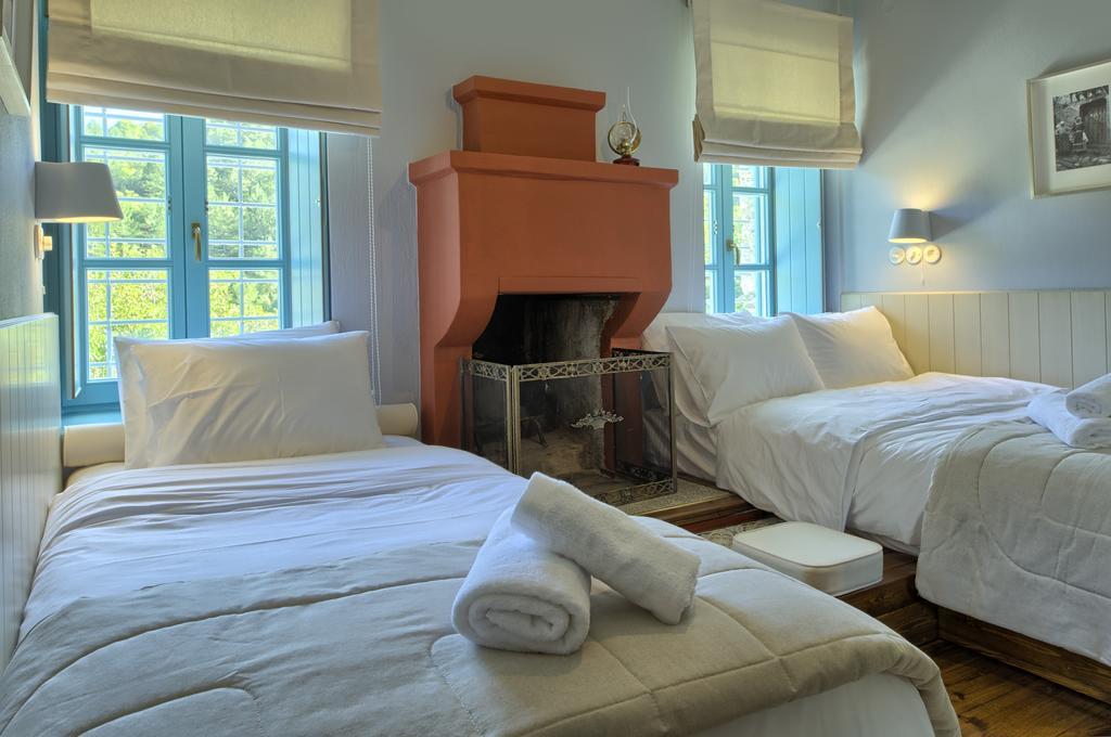 Hotel Virginia à Asprangeloi Chambre photo