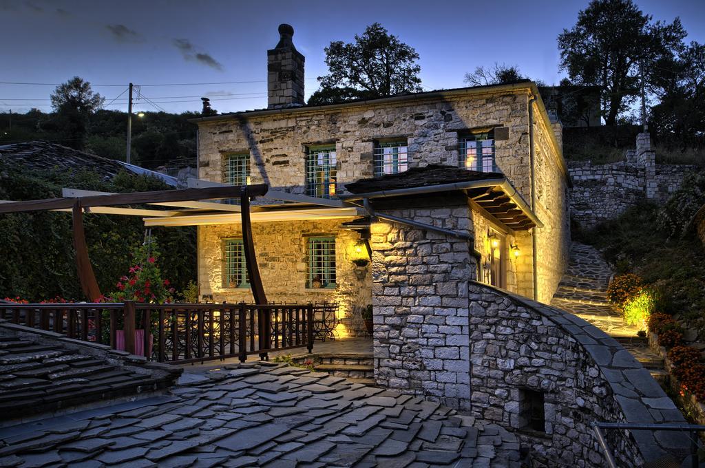 Hotel Virginia à Asprangeloi Extérieur photo