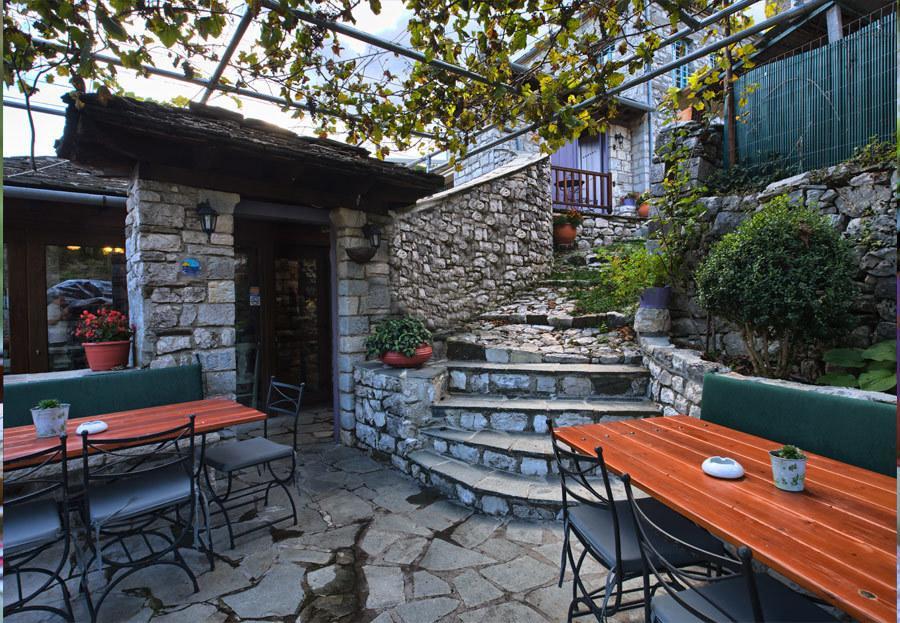 Hotel Virginia à Asprangeloi Extérieur photo